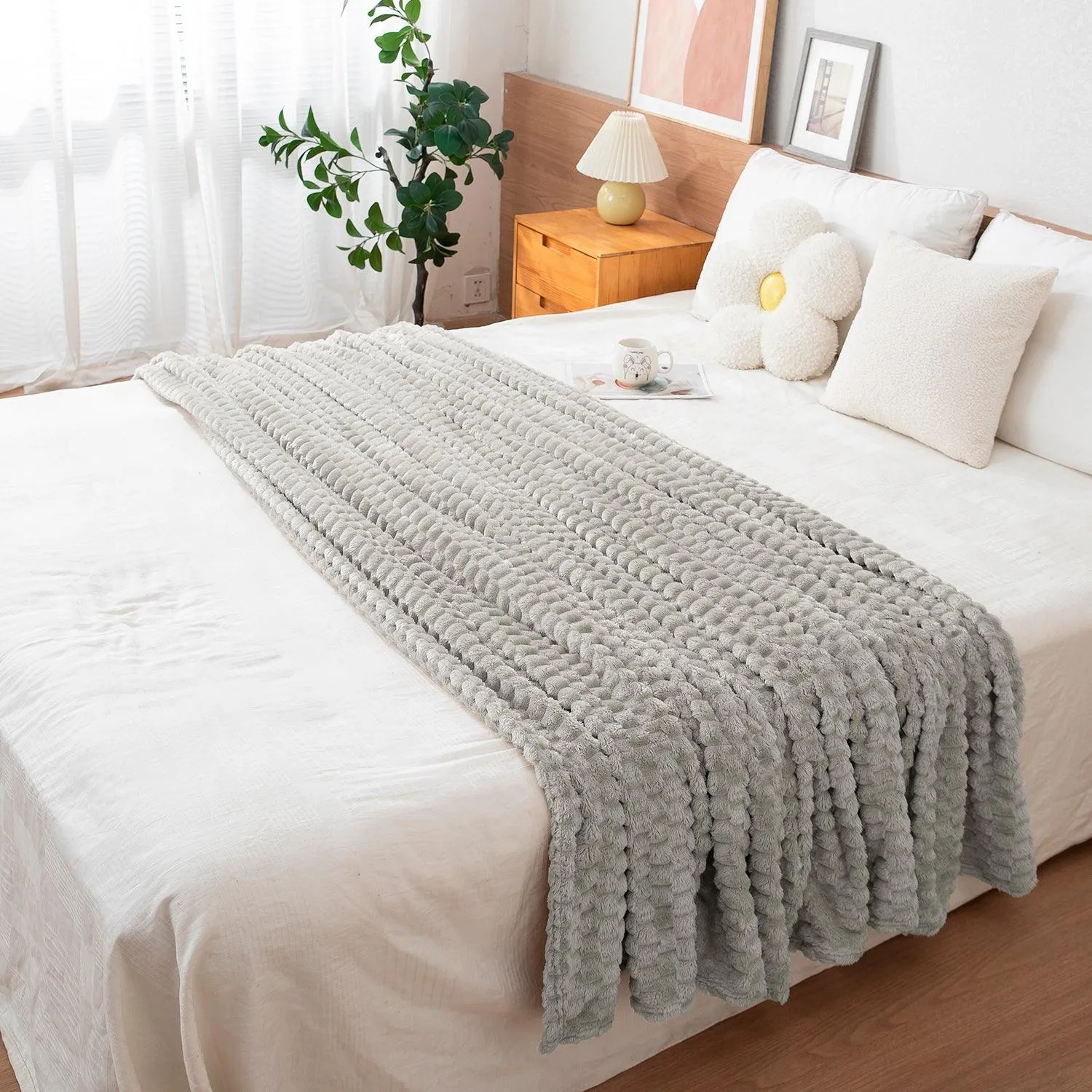 HOKIPO AC Blanket Double Bed Queen, 200x230 cm / 6.5x7.5 feet, Light Grey