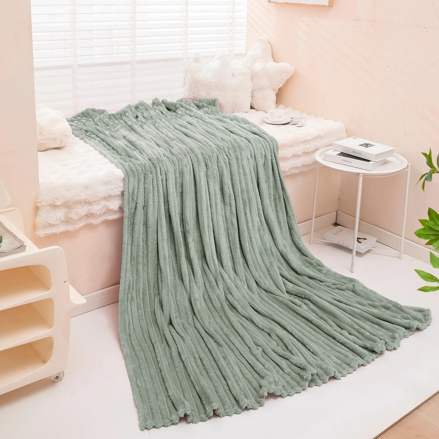 HOKIPO AC Blanket Double Bed Queen, 200x230 cm / 6.5x7.5 feet, Moss Green