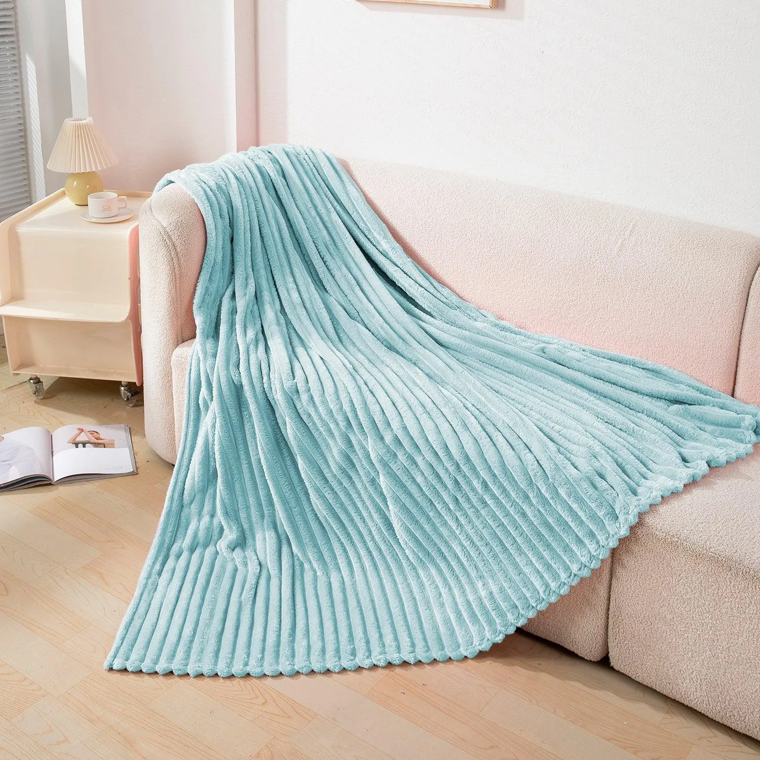 HOKIPO AC Blanket Double Bed Queen, 200x230 cm / 6.5x7.5 feet, Sky Blue