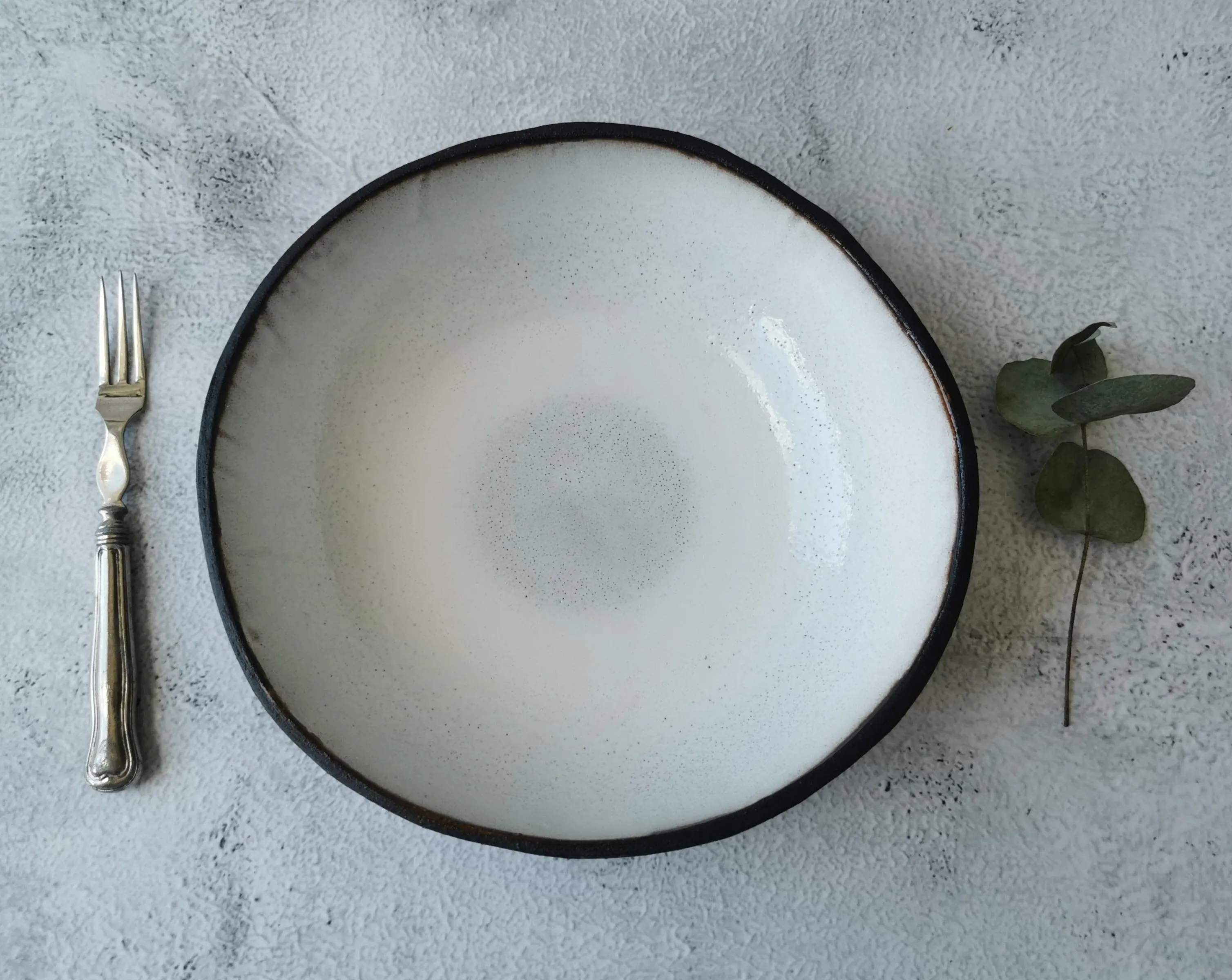 Pasta bowl (white on black clay)