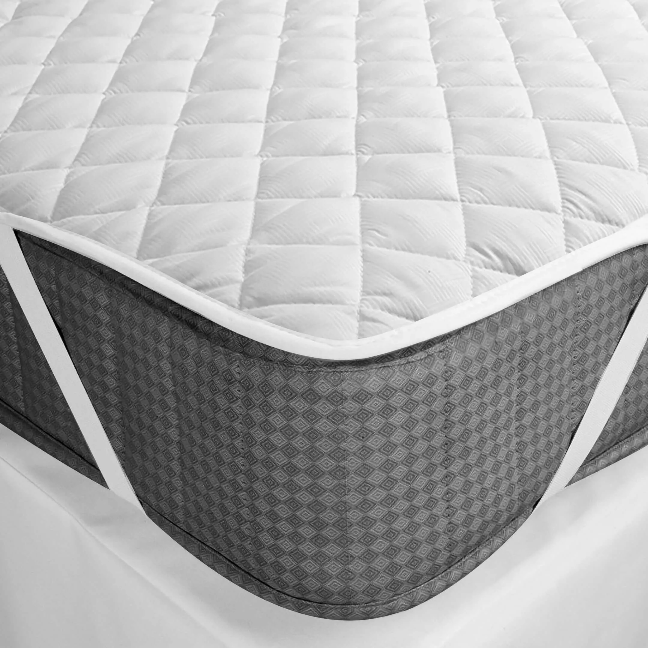 Waterproof Quilted Mattress Protectors With Elastic Strap